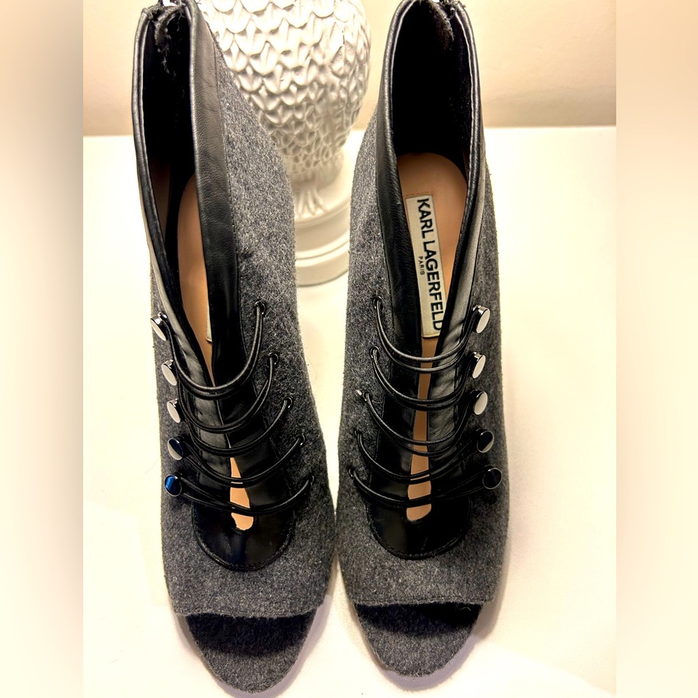 Karl Lagerfed Paris ankle bootie